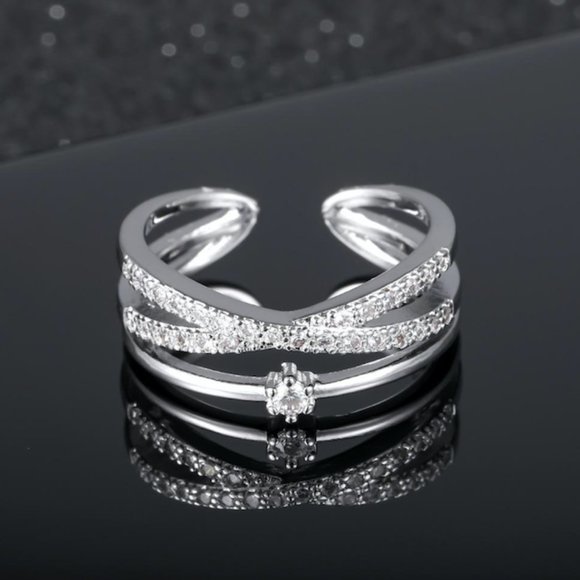 Jewelry - Silver Cocktail Ring One Size adjustable Valentines day
